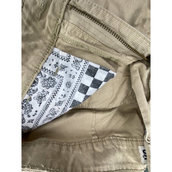 Vans Mens Cargo Shorts Size 28 Beige Cotton Casual Wear With Pockets - Picture 2 of 11